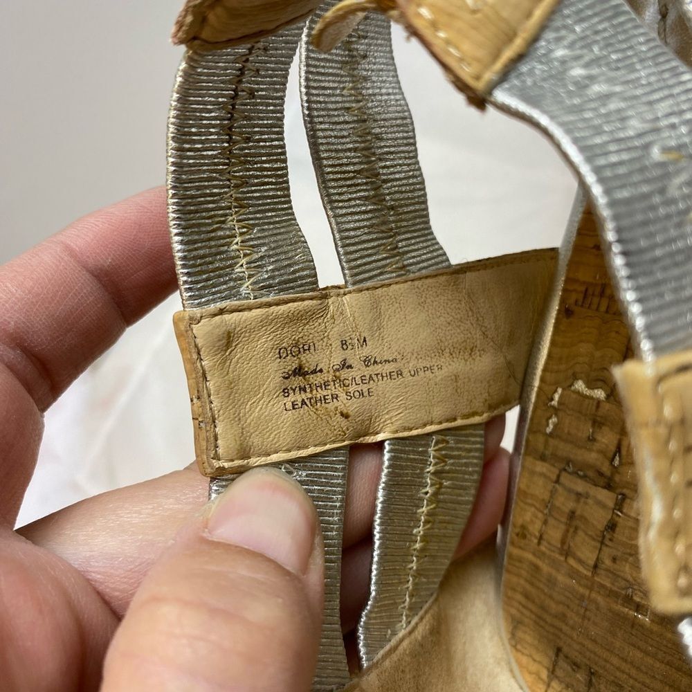 Donald Pliner Dori sandal 8.5M synthetic leather - Picture 7 of 7